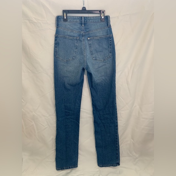 💙 H&M Size 2 Vintage High-Wasted Straight Leg Jeans 💙 - Picture 3 of 5